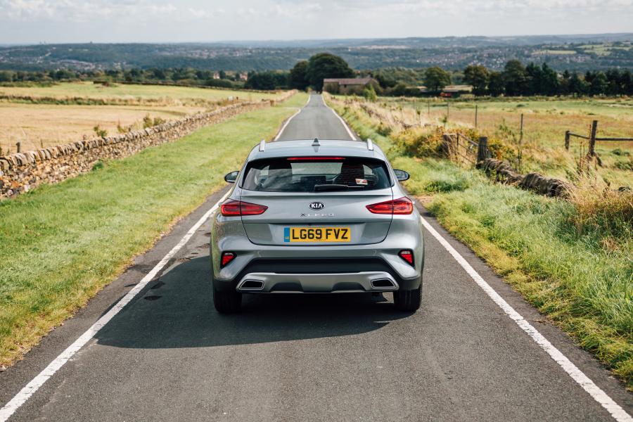  Kia XCeed 1.0 T-GDi 2019 года  (UK) (фото 11 из 91)